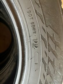 Zimné pneumatiky Nokian 215/65 R17 - 7
