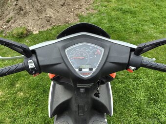 Kymco super 8 - 7