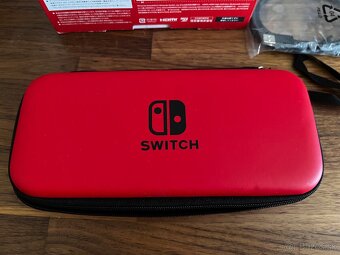 Predám Switch OLED - 7