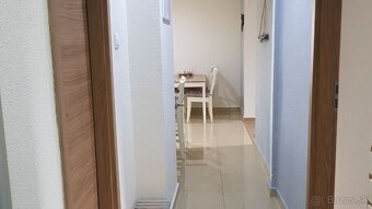 Kompletne zrekonštruovaný 2 izbový byt Staré sídlisko - 7
