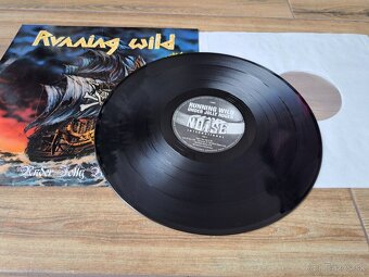 Lp RUNNING WILD- Under Jolly Roger - 7