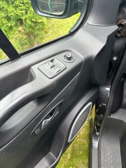 Opel Vivaro Crew Van 1.6 CDTI BiTurbo 125 S&S L2H1 2900 Ba - 7