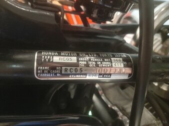 Revoluční Japonský motocykl Honda CB 750 Four... - 7