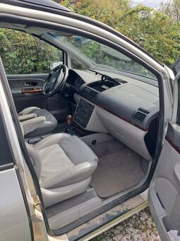 Volkswagen Sharan 1.9 TDI - 7