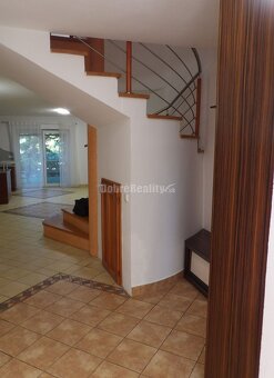 Štýlový rodinný dom na PREDAJ - 7