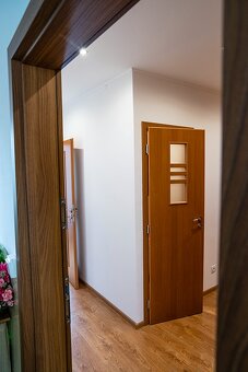 2-IZBOVÝ BYT NA ULICI MLÁDEŽE-ZNÍŽENÁ CENA - 7