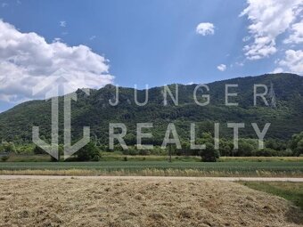 Znížená cena – Na predaj slnečný pozemok v obci Brzotín - 7