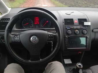 VW Touran 2.0 FSI - 7