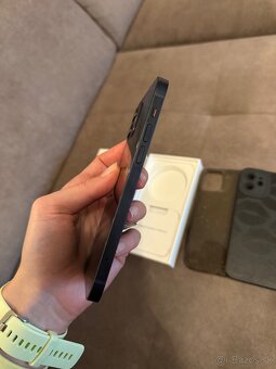 Apple iPhone 12 - TOP STAV - 7