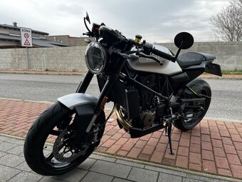 Husqvarna 701 Vitpilen - 7