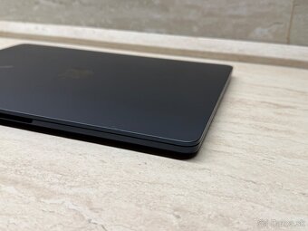 Apple MacBook Air 13,6" (2022) / M2 / 8GB / 512GB - 7