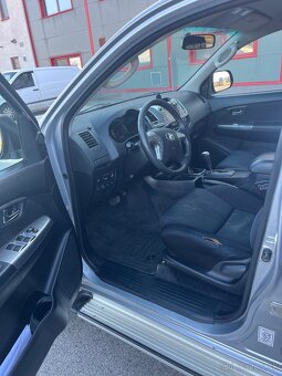 Toyota Hilux 3.0l D-4D, Sol A/T - 7
