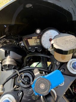 Yamaha R6 - 7