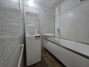 Ponúkam na predaj 1,5 izbový  byt Jaltská, Dargovských hrdin - 7