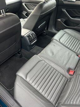 Volkswagen Passat - 7