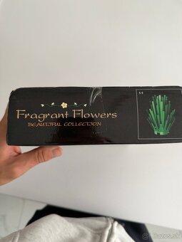 Lego Botanicals Fragrant Flowers Kytica - 7