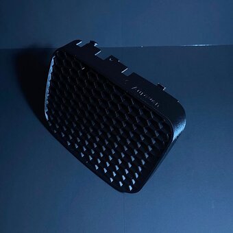 Seat Leon MK1 Topsport stredná mriežka do masky - 7