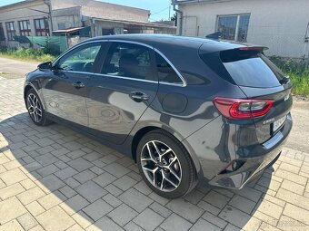 Kia Ceed 1,5 T-GDI 160PS M6 GOLD 10/2023 - 7