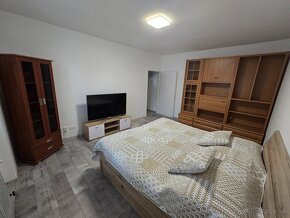 Predám 1 izb. byt v Pezinku na ul. 1.Mája 6 - 7
