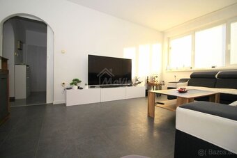 PREDAJ 4 izb. DOM s garážou Šimonovany s poz. 398 m² - 7