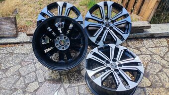 5x114,3 R18 --- TOYOTA RAV4 - 7