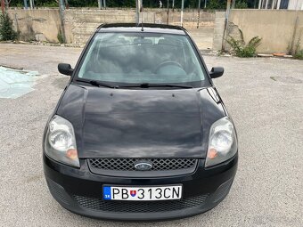FORD FIESTA 1.3i Futura - 7