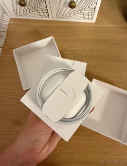 AirPods 3. generácie - 7