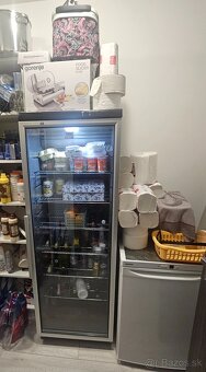 Chladiaca vitrína BEKO ( WHIRLPOOL ) - 7