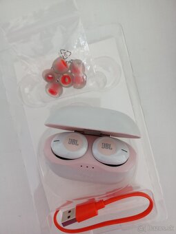 1+1Slúchadlá JBL a RBuds6Play, 2Postavičky - 7