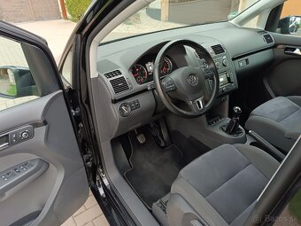 Volkswagen Touran 2,0 TDI, Highline, model 2014 - 7