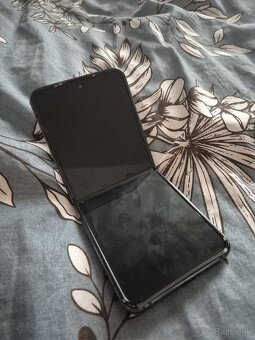 Samsung galaxy Z-Flip 4 5g - 7