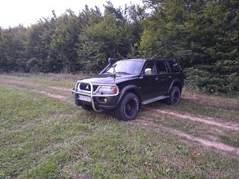 Mitsubishi Pajero Sport - 7