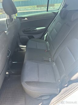KIA sportage 1.6 CRDI - 7