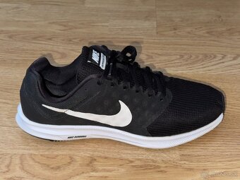 Tenisky Nike, 42 - 7