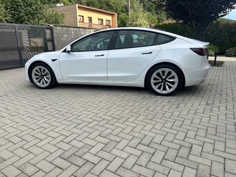 Tesla Model 3 LONG RANGE AWD REFRESH 366 KW - 7