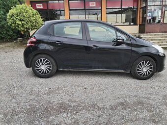 Peugeot 208 rok 2013 - 7