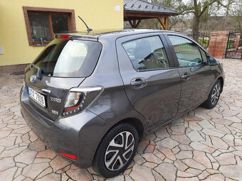 Toyota yaris 1,5 hybrid 11/2013 najeto 35 tis km - 7