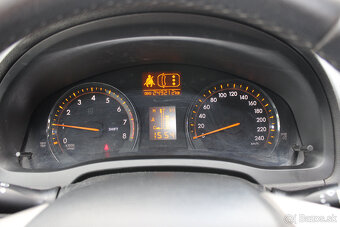Toyota Avensis Combi 1,8b 108kW - 7