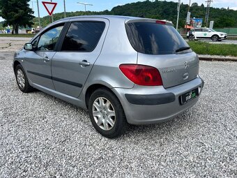Peugeot 307 1.6 XT - 7