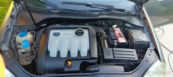 Volkswagen golf 1.9 tdi 77kw - 7