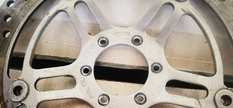Predne brzdove kotuce z Honda HORNET 600 - 7