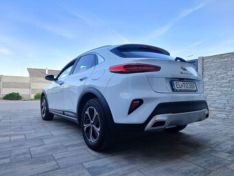 Predám KIA XCeed 1.6 GDi Plug-In Hybrid Gold A/T - 7