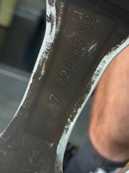 ORIGINÁLNE DISKY BMW NA PREDAJ – BEZ PNEUMATÍK - 7