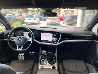 Volkswagen Touareg 3.0TDi 170kW 4Motion AT/8 R-Line - 7