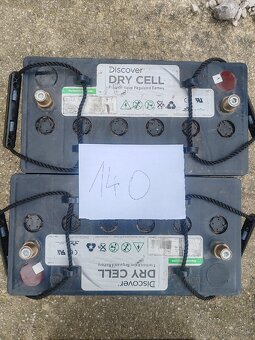 Predám tieto baterky 12v 180ah,140ah 100ah - 7