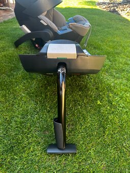 Autosedačka Cybex Aton 5 + báza - 7