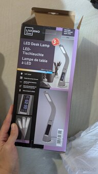 Stolná lampa s displejom - 7