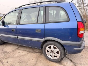 Opel Zafira 2.0 TDi -nepojazdné - 7