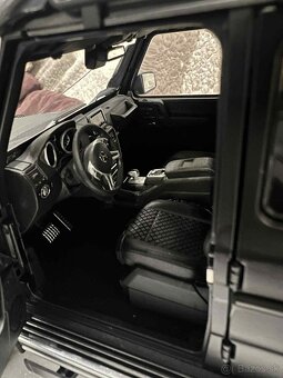 1:18 Mercedes (Almost real) - 7