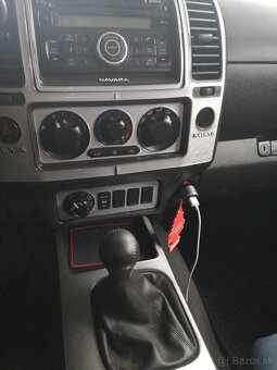 Nissan Navara 2,5 4x4 - 7